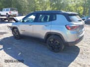 ✅ 2019 Jeep Compass Latitude • VIN: 3C4NJDBB5KT697213 • Lot: 43133163. Listed on IAAI with 55,308 mi. Free auction sales archive from the USA and detailed vehicle history report at DreamBid. Image 3.