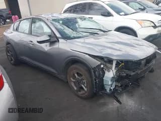 ✅ 2025 Kia K4 LXS • VIN: 3KPFT4DE4SE117007 • Lot: 43408920. Wystawiony na IAAI z przebiegiem 6 516 mil. Bezpłatny archiwum sprzedaży aukcyjnych z USA i szczegółowy raport historii pojazdu na DreamBid. Zdjęcie 1.