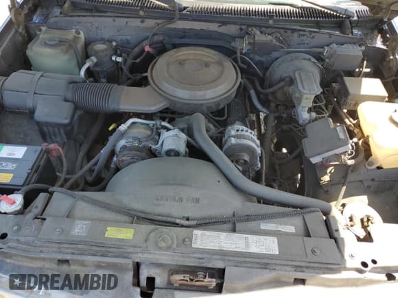 ✅ 1995 Chevrolet Silverado 2500 • VIN: 1GCFK24K7SE228644 • Lot: 57244755. Listed on Copart with 241,137 mi. Free auction sales archive from the USA and detailed vehicle history report at DreamBid. Image 11.