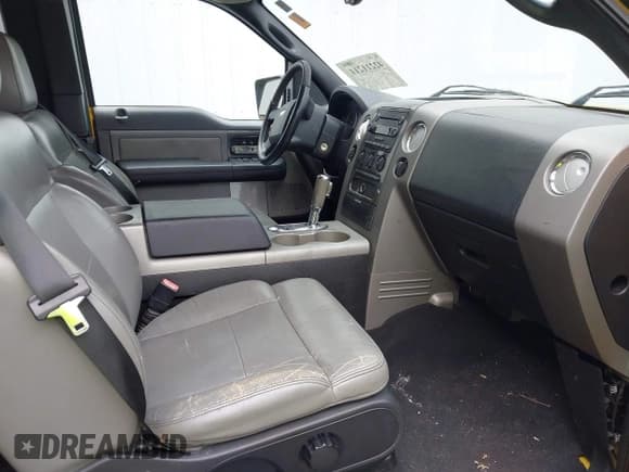 ✅ 2004 Ford F-150 XLT • VIN: 1FTPX14524KB02478 • Lot: 42211211. Listed on IAAI with 190,678 mi. Free auction sales archive from the USA and detailed vehicle history report at DreamBid. Image 5.