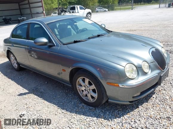 ✅ 2003 Jaguar S-Type • VIN: SAJEA01T93FM79940 • Лот: 43212281. Опубликован ранее на IAAI с пробегом Не указан. Бесплатный доступ к архиву аукционных продаж из США и подробный отчёт об истории автомобиля на DreamBid. Изображение 1.