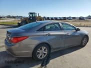 ✅ 2011 Hyundai Sonata GLS • VIN: 5NPEB4ACXBH268270 • Лот: 82500835. Опубликован ранее на Copart с пробегом 142 956 миль. Бесплатный доступ к архиву аукционных продаж из США и подробный отчёт об истории автомобиля на DreamBid. Изображение 3.