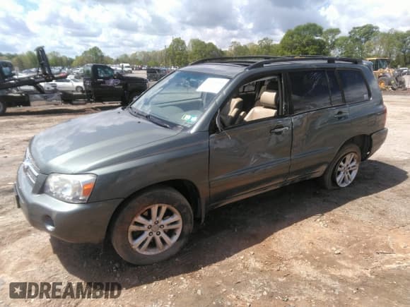 ✅ 2007 Toyota Highlander w/3rd Row • VIN: JTEEW21A170047776 • Lot: 41993403. Wystawiony na IAAI z przebiegiem 260 538 mil. Bezpłatny archiwum sprzedaży aukcyjnych z USA i szczegółowy raport historii pojazdu na DreamBid. Zdjęcie 2.