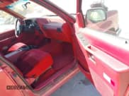 ✅ 1992 Ford Explorer Eddie Bauer • VIN: 1FMDU34X2NUD27381 • Лот: 43081409. Опубликован ранее на IAAI с пробегом 81 862 миль. Бесплатный доступ к архиву аукционных продаж из США и подробный отчёт об истории автомобиля на DreamBid. Изображение 5.