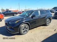 ✅ 2023 Toyota Highlander L • VIN: 5TDKDRAH5PS034657 • Lot: 43665035. Listed on IAAI with 26,943 mi. Free auction sales archive from the USA and detailed vehicle history report at DreamBid. Image 17.