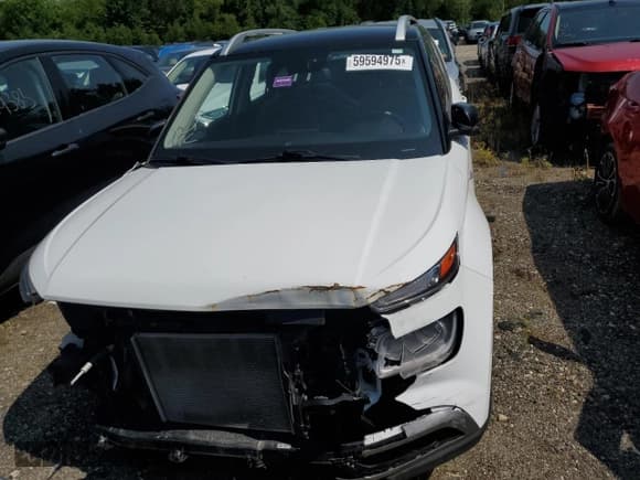 ✅ 2022 Hyundai Venue Limited • VIN: KMHRC8A35NU148839 • Лот: 59594975. Опубликован ранее на Copart с пробегом 190 010 миль. Бесплатный доступ к архиву аукционных продаж из США и подробный отчёт об истории автомобиля на DreamBid. Изображение 5.