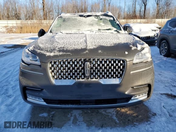 ✅ 2024 Lincoln Aviator Black Label • VIN: 5LM5J9XCXRGL08359 • Lot: 41381085. Wystawiony na Copart z przebiegiem 21 187 mil. Bezpłatny archiwum sprzedaży aukcyjnych z USA i szczegółowy raport historii pojazdu na DreamBid. Zdjęcie 5.