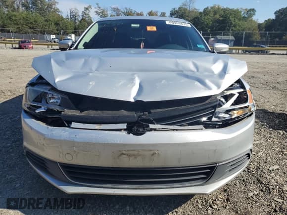 ✅ 2014 Volkswagen Jetta TDI • VIN: 3VWLL7AJ8EM422717 • Lot: 86986875. Wystawiony na Copart z przebiegiem 140 396 mil. Bezpłatny archiwum sprzedaży aukcyjnych z USA i szczegółowy raport historii pojazdu na DreamBid. Zdjęcie 5.