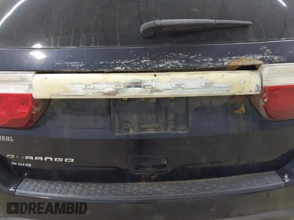 ✅ 2011 Dodge Durango Express • VIN: 1D4RE2GGXBC699696 • Lot: 43611358. Wystawiony na IAAI z przebiegiem 189 385 mil. Bezpłatny archiwum sprzedaży aukcyjnych z USA i szczegółowy raport historii pojazdu na DreamBid. Zdjęcie 13.