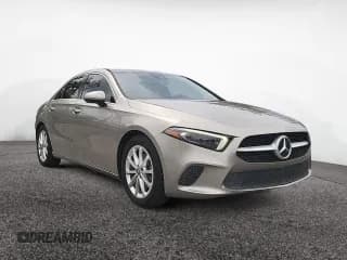 ✅ 2021 Mercedes-Benz A 220 • VIN: W1K3G4EB2MJ262764 • Лот: 92370075. Опубликован ранее на Copart с пробегом 57 762 миль. Бесплатный доступ к архиву аукционных продаж из США и подробный отчёт об истории автомобиля на DreamBid. Изображение 1.