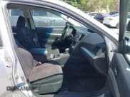 ✅ 2012 Subaru Outback 2.5i • VIN: 4S4BRBAC2C3259848 • Lot: 43157924. Wystawiony na IAAI z przebiegiem 195 025 mil. Bezpłatny archiwum sprzedaży aukcyjnych z USA i szczegółowy raport historii pojazdu na DreamBid. Zdjęcie 5.