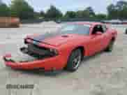 2010 Dodge Challenger SE z VIN 2B3CJ4DV5AH179738, wystawiony jako Copart lot #64823684 z przebiegiem 109 389 mil mil oraz Szkoda całkowita • Salvage title. Historia ofert i sprzedaży dostępna na DreamBid. Obrazek 1.