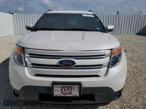 ✅ 2015 Ford Explorer Limited • VIN: 1FM5K7F90FGB22741 • Lot: 71191114. Wystawiony na Copart z przebiegiem 67 791 mil. Bezpłatny archiwum sprzedaży aukcyjnych z USA i szczegółowy raport historii pojazdu na DreamBid. Zdjęcie 5.