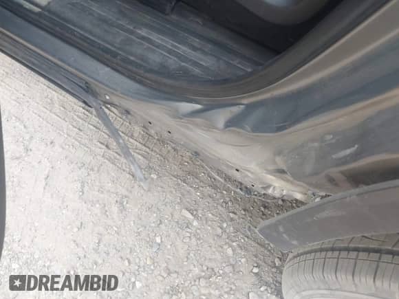 2018 Chevrolet Traverse LT Cloth with VIN 1GNEVGKW9JJ232570, listed as a IAAI auction lot 43243773 with 92,674 mi miles and . Bid and sale history available at DreamBid. Image 20.