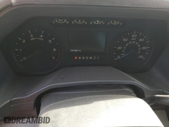 ✅ 2016 Ford F-150 XL • VIN: 1FTEX1CPXGKE41469 • Lot: 86551075. Listed on Copart with 137,260 mi. Free auction sales archive from the USA and detailed vehicle history report at DreamBid. Image 9.