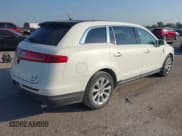 ✅ 2014 Lincoln MKT EcoBoost • VIN: 2LMHJ5AT5EBL51630 • Lot: 43214822. Wystawiony na IAAI z przebiegiem 149 840 mil. Bezpłatny archiwum sprzedaży aukcyjnych z USA i szczegółowy raport historii pojazdu na DreamBid. Zdjęcie 4.