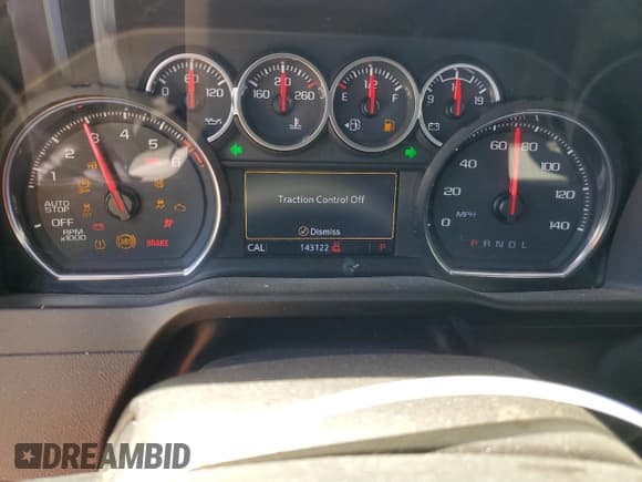 ✅ 2020 Chevrolet Silverado 1500 LT • VIN: 1GCPWCED1LZ170846 • Lot: 71934264. Wystawiony na Copart z przebiegiem 143 122 mil. Bezpłatny archiwum sprzedaży aukcyjnych z USA i szczegółowy raport historii pojazdu na DreamBid. Zdjęcie 9.