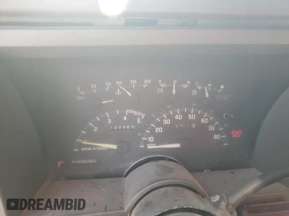 ✅ 1991 Chevrolet Silverado 1500 • VIN: 2GCEC19K8M1125846 • Lot: 60755995. Wystawiony na Copart z przebiegiem 240 965 mil. Bezpłatny archiwum sprzedaży aukcyjnych z USA i szczegółowy raport historii pojazdu na DreamBid. Zdjęcie 9.