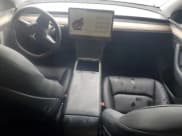 ✅ 2022 Tesla Model Y Long Range • VIN: 7SAYGDEE4NA015233 • Lot: 86553295. Listed on Copart with 38,106 mi. Free auction sales archive from the USA and detailed vehicle history report at DreamBid. Image 8.