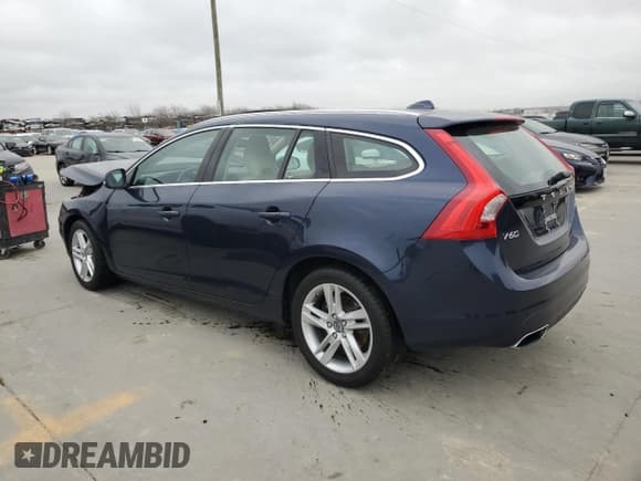 ✅ 2015 Volvo V60 T5 Drive-E Premier Plus • VIN: YV140MECXF1213854 • Лот: 41046234. Опубликован ранее на Copart с пробегом Не указан. Бесплатный доступ к архиву аукционных продаж из США и подробный отчёт об истории автомобиля на DreamBid. Изображение 2.