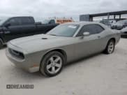 ✅ 2011 Dodge Challenger • VIN: 2B3CJ4DG4BH565781 • Lot: 46193255. Wystawiony na Copart z przebiegiem 170 436 mil. Bezpłatny archiwum sprzedaży aukcyjnych z USA i szczegółowy raport historii pojazdu na DreamBid. Zdjęcie 1.