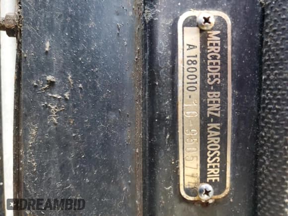 ✅ 1959 Mercedes-Benz SL • VIN: A180010109505774 • Lot: 82931594. Listed on Copart with 84,179 mi. Free auction sales archive from the USA and detailed vehicle history report at DreamBid. Image 12.