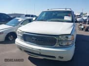 ✅ 2005 GMC Yukon Denali • VIN: 1GKEK63U55J250695 • Lot: 43119043. Listed on IAAI with 210,542 mi. Free auction sales archive from the USA and detailed vehicle history report at DreamBid. Image 6.