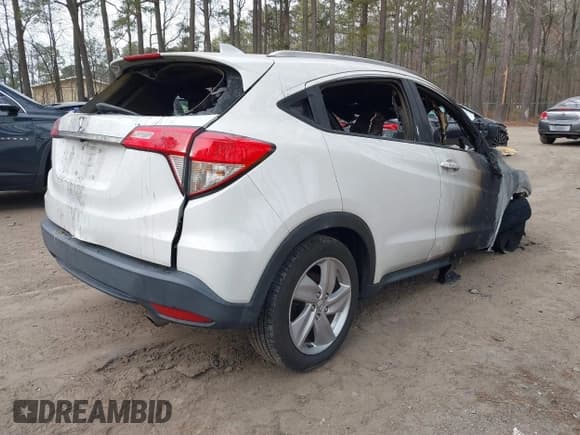 ✅ 2020 Honda HR-V EX-L • VIN: 3CZRU5H76LM717170 • Lot: 41380204. Wystawiony na IAAI z przebiegiem Nie podano. Bezpłatny archiwum sprzedaży aukcyjnych z USA i szczegółowy raport historii pojazdu na DreamBid. Zdjęcie 4.