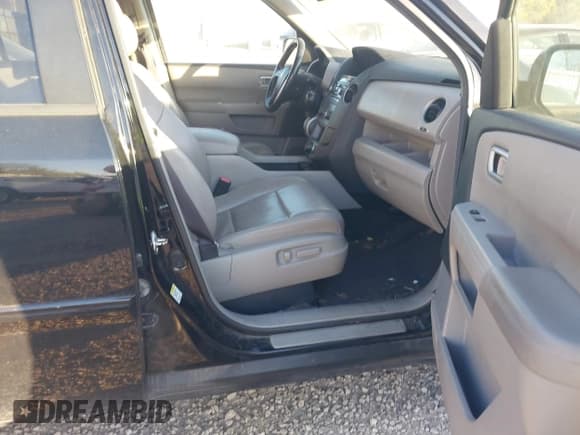 ✅ 2013 Honda Pilot EX-L • VIN: 5FNYF4H63DB020395 • Lot: 43645252. Wystawiony na IAAI z przebiegiem 192 938 mil. Bezpłatny archiwum sprzedaży aukcyjnych z USA i szczegółowy raport historii pojazdu na DreamBid. Zdjęcie 5.