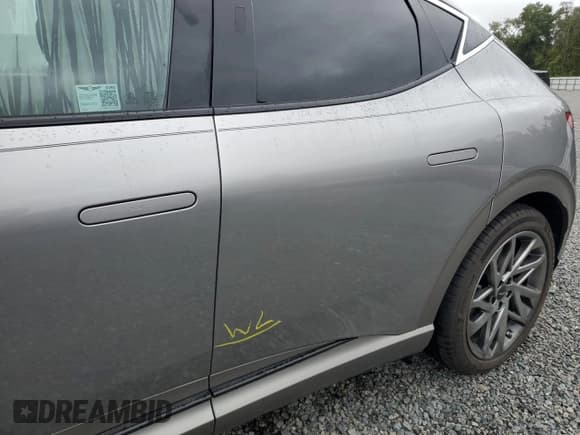 ✅ 2024 Genesis GV60 Advanced • VIN: KMUKCDSC7RU019114 • Lot: 73760654. Wystawiony na Copart z przebiegiem Nie podano. Bezpłatny archiwum sprzedaży aukcyjnych z USA i szczegółowy raport historii pojazdu na DreamBid. Zdjęcie 13.