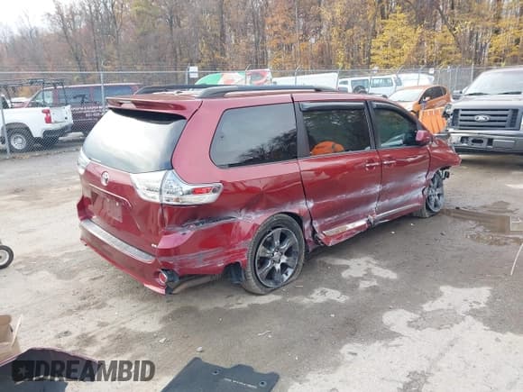 ✅ 2015 Toyota Sienna SE • VIN: 5TDXK3DC1FS651996 • Lot: 43748579. Listed on IAAI with 213,411 mi. Free auction sales archive from the USA and detailed vehicle history report at DreamBid. Image 4.