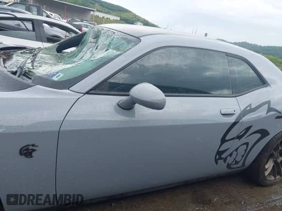 2021 Dodge Challenger SRT Hellcat с VIN 2C3CDZC90MH676521, выставлен на аукционе IAAI как лот 42594797 с пробегом Не указан миль и . История ставок и продаж доступна на DreamBid. Изображение 13.