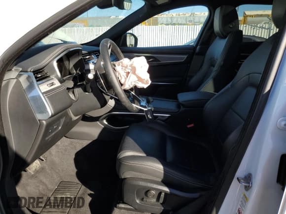 ✅ 2024 Jaguar F-Pace R-Dynamic S • VIN: SADCT2EX6RA736099 • Лот: 77834374. Опубликован ранее на Copart с пробегом 12 323 миль. Бесплатный доступ к архиву аукционных продаж из США и подробный отчёт об истории автомобиля на DreamBid. Изображение 7.