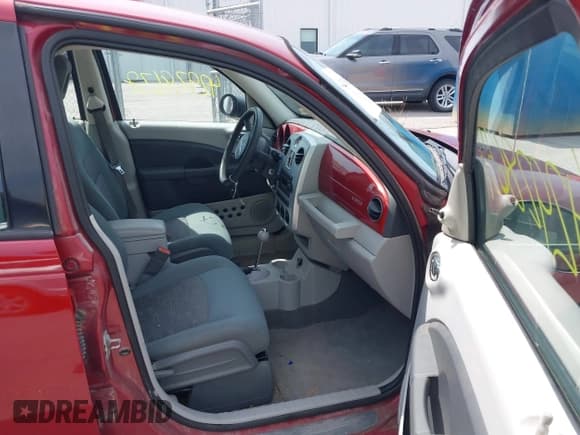 ✅ 2009 Chrysler PT Cruiser • VIN: 3A8FY489X9T519417 • Лот: 42928637. Опубликован ранее на IAAI с пробегом 123 490 миль. Бесплатный доступ к архиву аукционных продаж из США и подробный отчёт об истории автомобиля на DreamBid. Изображение 5.