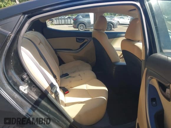 ✅ 2013 Hyundai Elantra GLS • VIN: 5NPDH4AE0DH260662 • Lot: 43081738. Listed on IAAI with 211,447 mi. Free auction sales archive from the USA and detailed vehicle history report at DreamBid. Image 8.