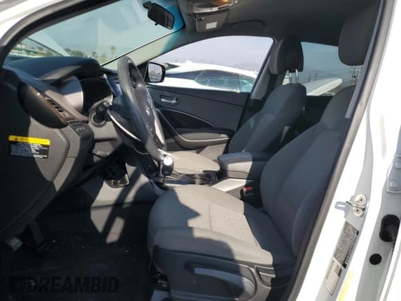 ✅ 2018 Hyundai Santa Fe 2.4L • VIN: 5XYZTDLB7JG557549 • Лот: 91684335. Опубликован ранее на Copart с пробегом 70 960 миль. Бесплатный доступ к архиву аукционных продаж из США и подробный отчёт об истории автомобиля на DreamBid. Изображение 7.