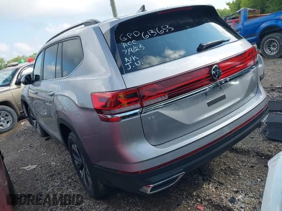 ✅ 2024 Volkswagen Atlas SE • VIN: 1V2DR2CA5RC613653 • Лот: 42707964. Опубликован ранее на IAAI с пробегом 15 769 миль. Бесплатный доступ к архиву аукционных продаж из США и подробный отчёт об истории автомобиля на DreamBid. Изображение 3.