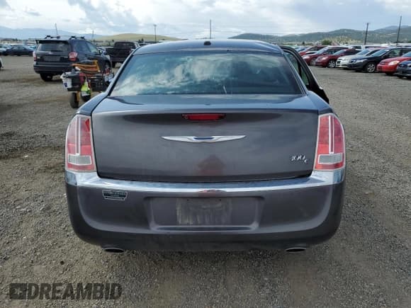 ✅ 2014 Chrysler 300 C • VIN: 2C3CCAEGXEH379824 • Лот: 59867585. Опубликован ранее на Copart с пробегом 116 288 миль. Бесплатный доступ к архиву аукционных продаж из США и подробный отчёт об истории автомобиля на DreamBid. Изображение 6.