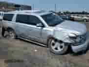 2015 Chevrolet Suburban LTZ с VIN 1GNSKKKC2FR156607, выставлен на аукционе Copart как лот 62497734 с пробегом 139 504 миль миль и Списание • Salvage title. История ставок и продаж доступна на DreamBid. Изображение 4.