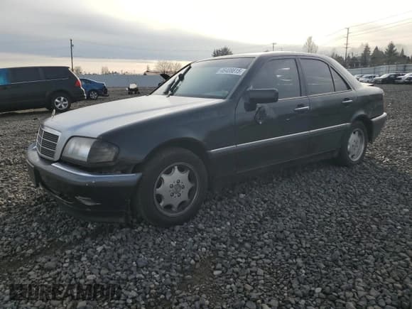 ✅ 1998 Mercedes-Benz C 230/260/280/320 • VIN: WDBHA23G4WA613941 • Lot: 46408815. Wystawiony na Copart z przebiegiem Nie podano. Bezpłatny archiwum sprzedaży aukcyjnych z USA i szczegółowy raport historii pojazdu na DreamBid. Zdjęcie 1.