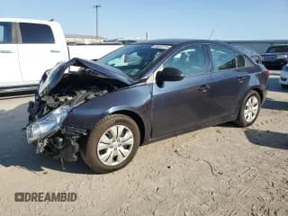 ✅ 2015 Chevrolet Cruze LS • VIN: 1G1PA5SH6F7165443 • Лот: 86658755. Опубликован ранее на Copart с пробегом 99 563 миль. Бесплатный доступ к архиву аукционных продаж из США и подробный отчёт об истории автомобиля на DreamBid. Изображение 1.