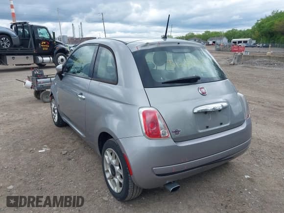 ✅ 2015 FIAT 500 Pop • VIN: 3C3CFFAR2FT590195 • Lot: 42186618. Listed on IAAI with 131,007 mi. Free auction sales archive from the USA and detailed vehicle history report at DreamBid. Image 3.