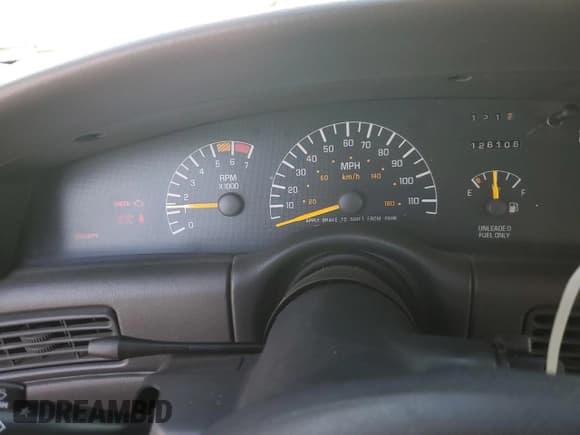 ✅ 1999 Pontiac Bonneville SE • VIN: 1G2HX52K1XH230723 • Lot: 86333265. Listed on Copart with 126,106 mi. Free auction sales archive from the USA and detailed vehicle history report at DreamBid. Image 9.