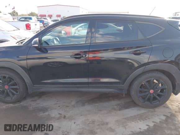 2017 Hyundai Tucson Sport with VIN KM8J33A2XHU528853, listed as a IAAI auction lot 42991524 with 78,083 mi miles and . Bid and sale history available at DreamBid. Image 14.