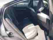 2025 Toyota Camry LE z VIN 4T1DAACKXSU524698, wystawiony jako IAAI lot #43123707 z przebiegiem 43 981 mil mil oraz . Historia ofert i sprzedaży dostępna na DreamBid. Obrazek 8.