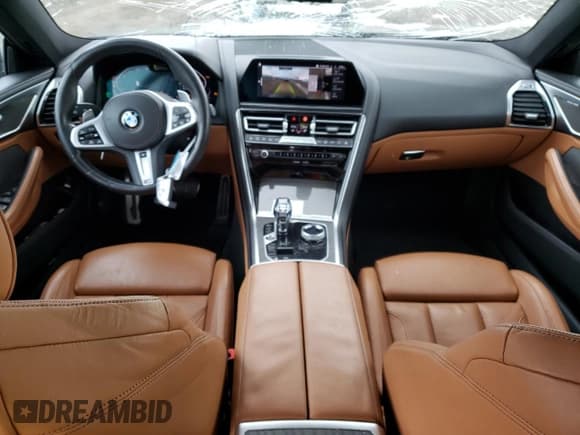 ✅ 2022 BMW 8 Series 840i • VIN: WBAGV2C04NCH43645 • Лот: 46637683. Опубликован ранее на Copart с пробегом 25 806 миль. Бесплатный доступ к архиву аукционных продаж из США и подробный отчёт об истории автомобиля на DreamBid. Изображение 8.