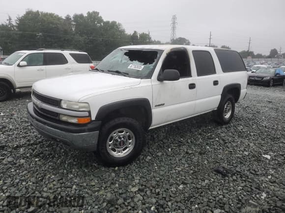 ✅ 2000 Chevrolet Suburban LT • VIN: 3GNGK26U9YG219763 • Лот: 67762835. Опубликован ранее на Copart с пробегом Не указан. Бесплатный доступ к архиву аукционных продаж из США и подробный отчёт об истории автомобиля на DreamBid. Изображение 1.