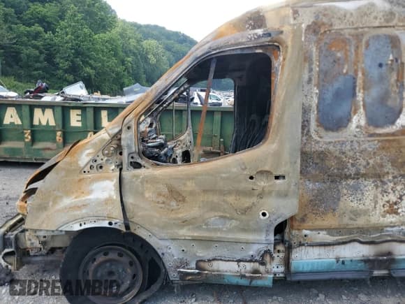 ✅ 2016 Ford Transit Cargo • VIN: 1FTYR2CM9GKB21868 • Lot: 60208715. Listed on Copart with Not provided. Free auction sales archive from the USA and detailed vehicle history report at DreamBid. Image 7.