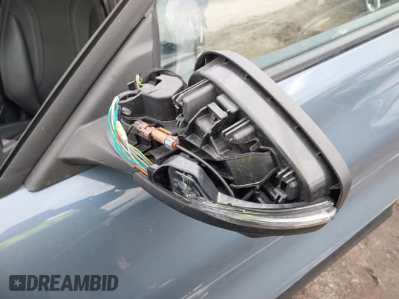 ✅ 2023 Ford Mustang Mach-E Premium • VIN: 3FMTK3R49PMB02544 • Лот: 41705814. Опубликован ранее на IAAI с пробегом 19 213 миль. Бесплатный доступ к архиву аукционных продаж из США и подробный отчёт об истории автомобиля на DreamBid. Изображение 20.