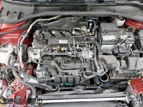 ✅ 2024 Toyota Corolla Cross XLE • VIN: 7MUDAABG6RV083545 • Lot: 93613125. Listed on Copart with 35,039 mi. Free auction sales archive from the USA and detailed vehicle history report at DreamBid. Image 13.